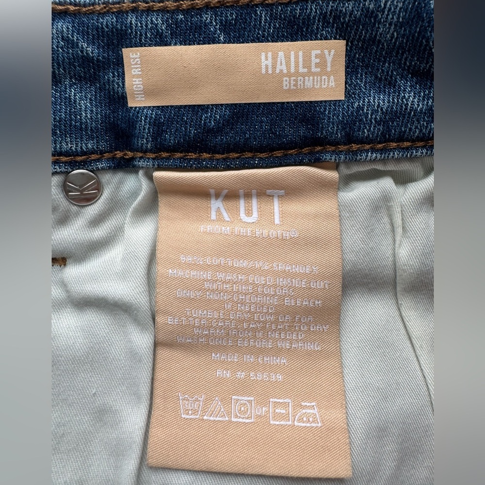 Kut from the Kloth Hailey Bermuda Shorts - Picture 14 of 15